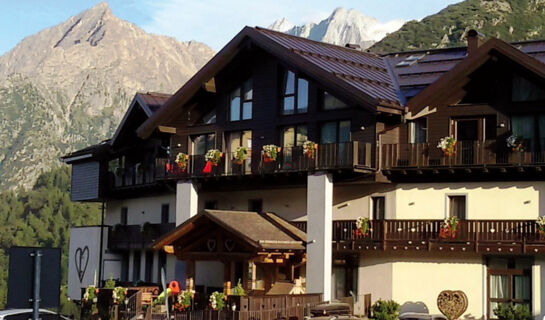 HOTEL ADAMELLO Passo del Tonale (TN)