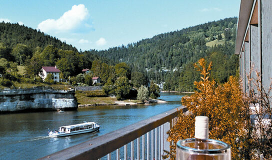 HÔTEL LES RIVES DU DOUBS Les Brenets